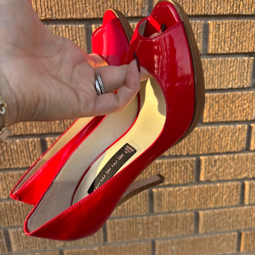 Vintage Steve Madden Red Patent Peep-Toe Heels - Picture 6 of 7